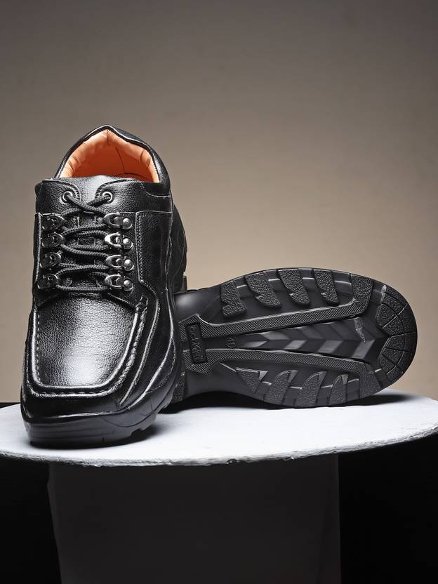 Lightweight | Comfortable | Trendy | Daily Wear | Synthetic Leather Outdoors For Men  (Black , 8)