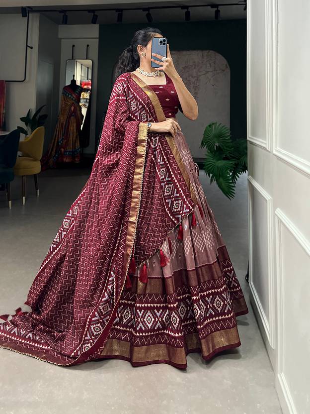 Self Design Semi Stitched Lehenga Choli  (Maroon)